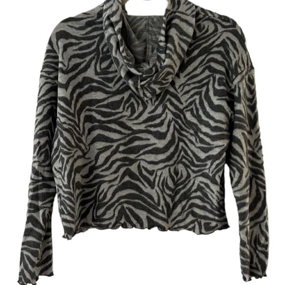 LA LA LAND CREATIVE CO Nordstrom Gray Zebra Print Hoodie Cropped Size Small NEW - Picture 2 of 8